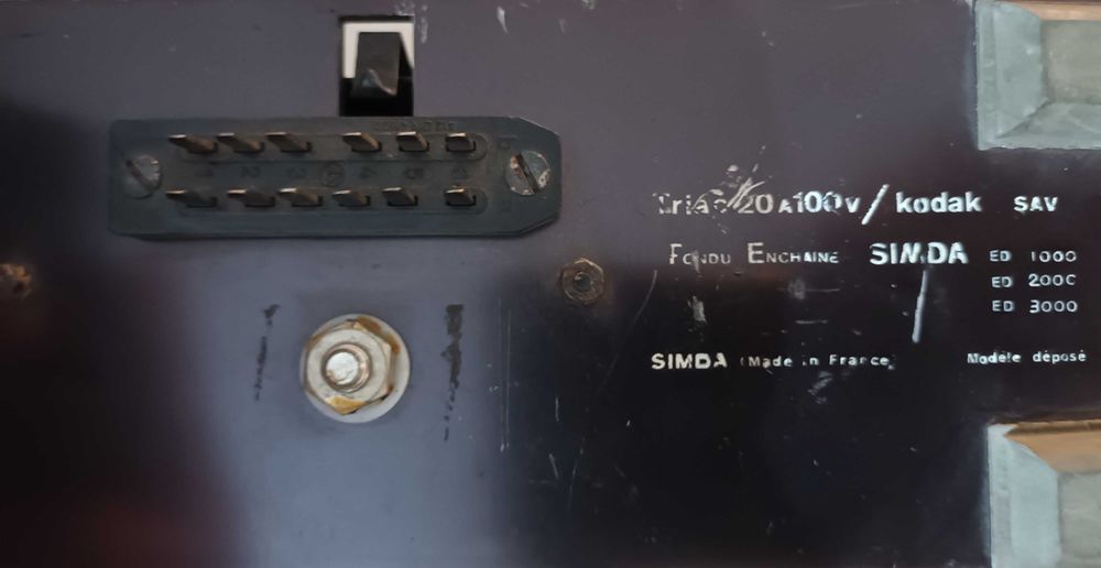 Триак  100V  20A  с радиатор