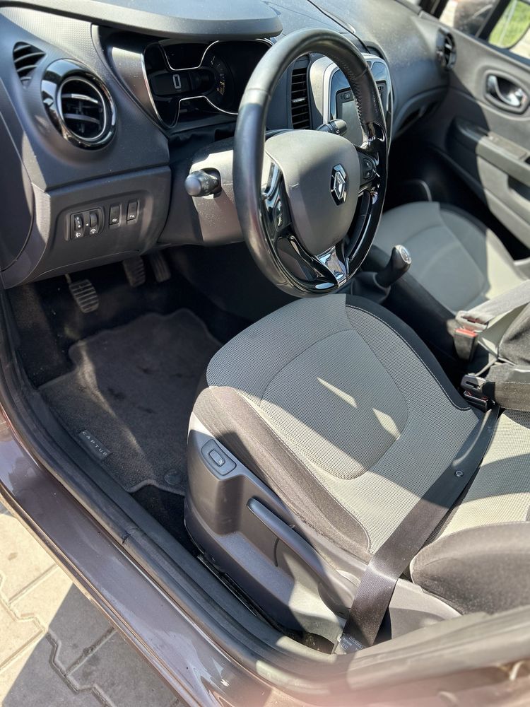 Renault Captur 0.9 tCe • Benzina • Navigatie • Euro 5 •