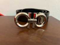 Vând curea FERRAGAMO