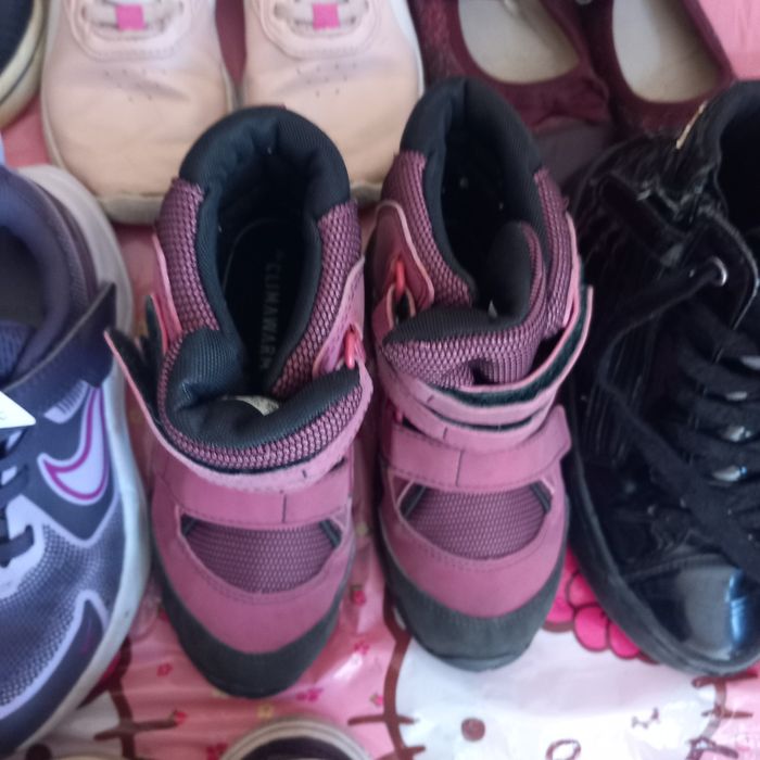 Детски маратонки и боти за момиче