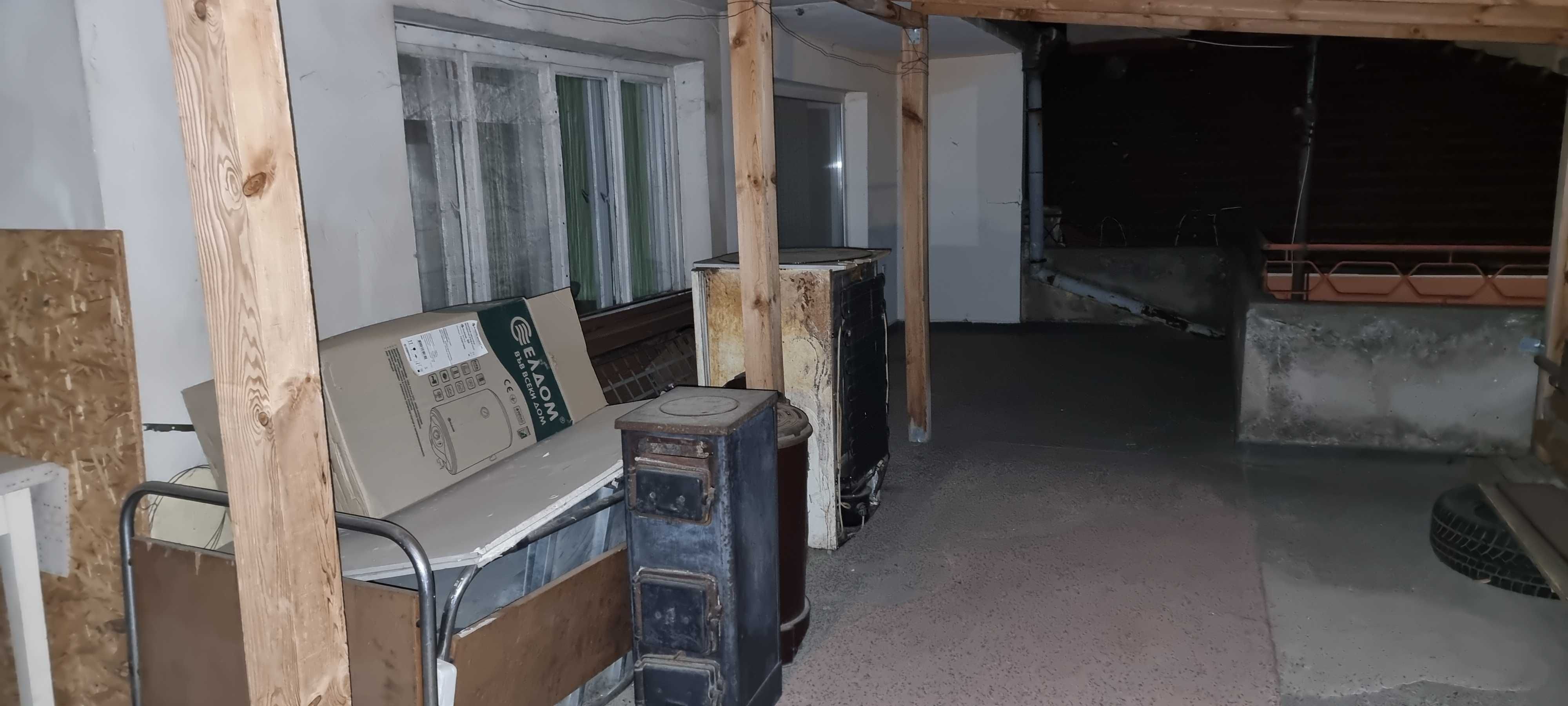 281-Продават се два апартамента в кооперация в кв. Варош!