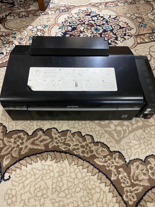 Epson L800 holati yaxshi ranglari 100%
