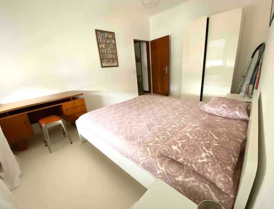 Дава се под наем Многостаен апартамент в Пловдив, Сточна гара - 110 кв.м за 306 € - Снимка #1