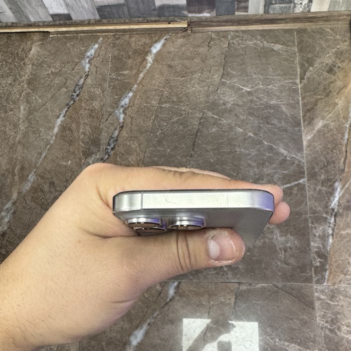 IPhone 16 Pro 512GB 90% battery health