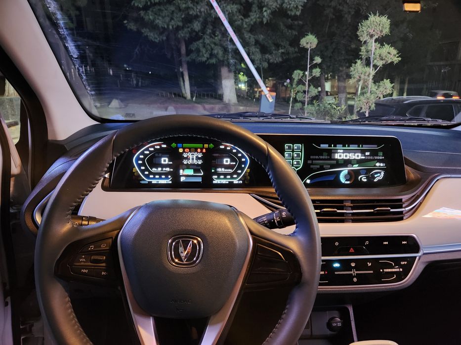 Arenda moshina kunlik oylik soatlik