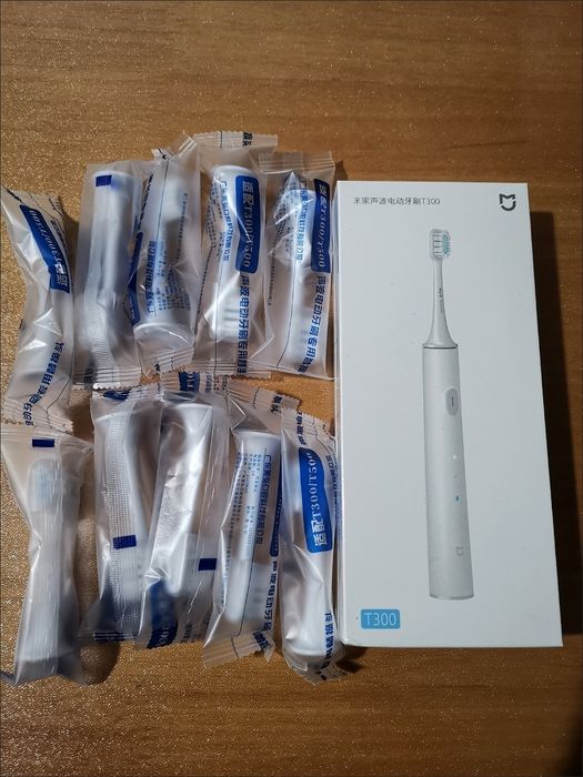 Электрическая зубная щетка Xiaomi T300