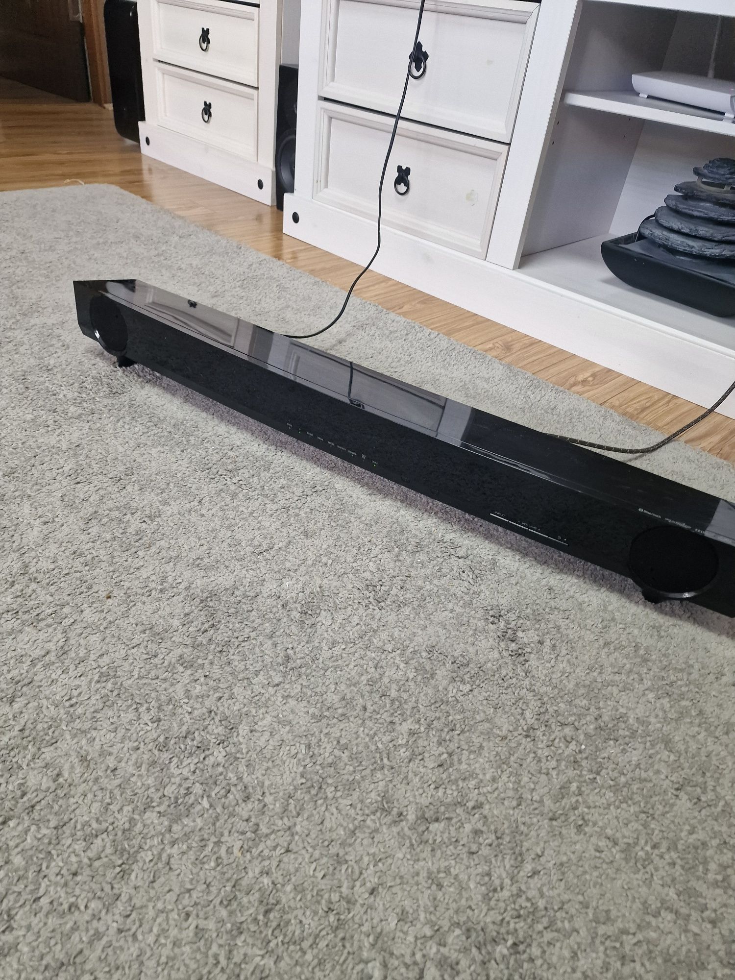 Soundbar yamaha yas 103