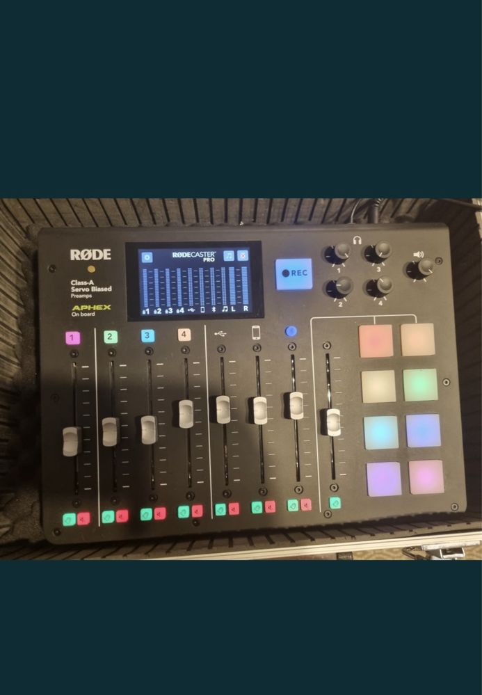 Rode Rodecaster pro