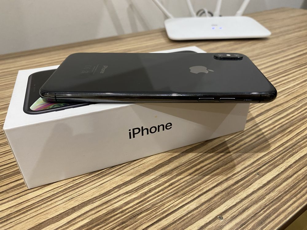 iPhone XS MAX 64GB