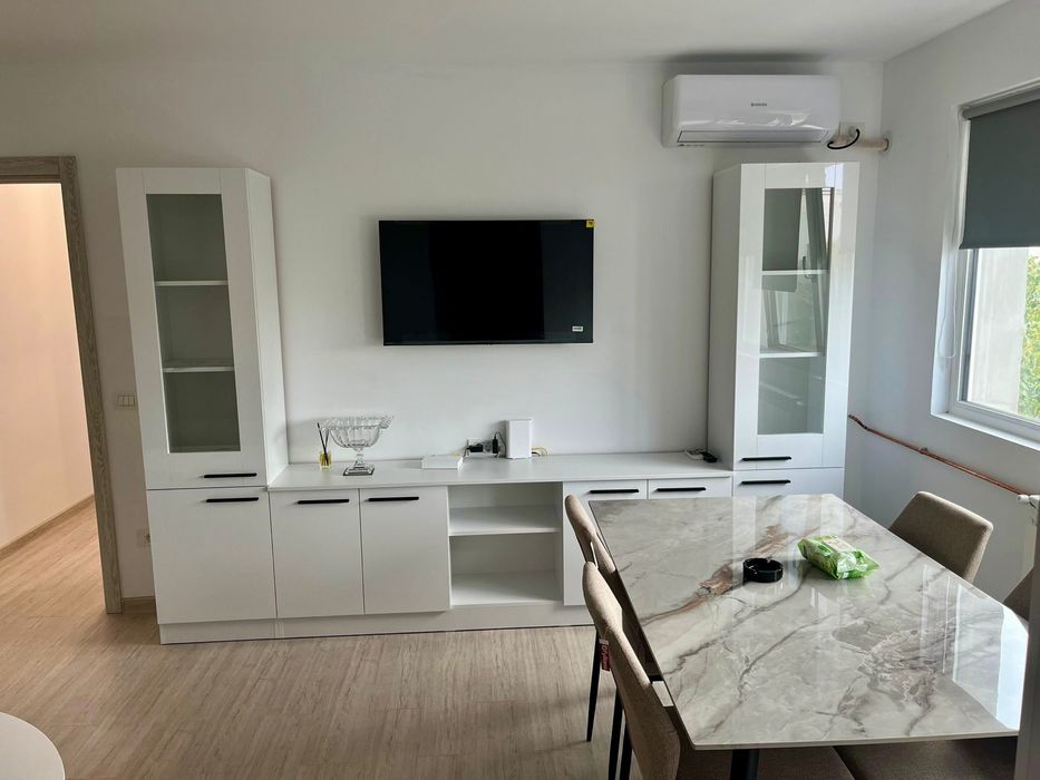 Inchiriez apartament cu 2 camere in regim hotelier