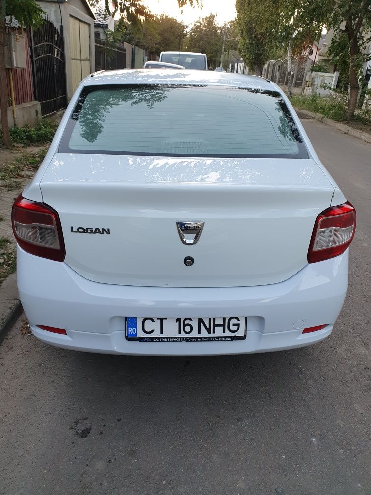 Vând Dacia Logan; Model:Laureat; An fabricație  2014;UNIC PROPRIETAR!!