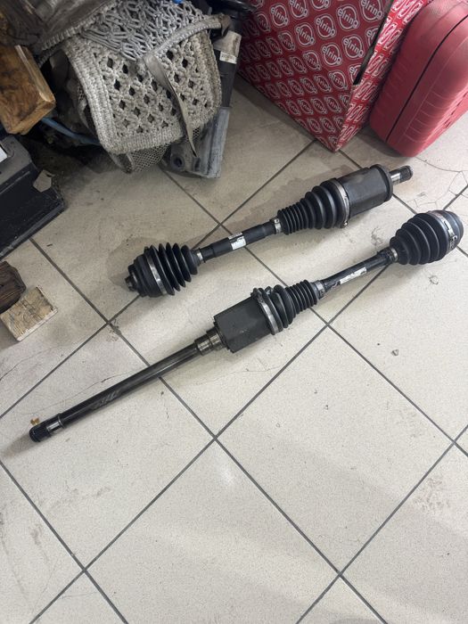 Гранаты передние на БМВ F10 полный привод