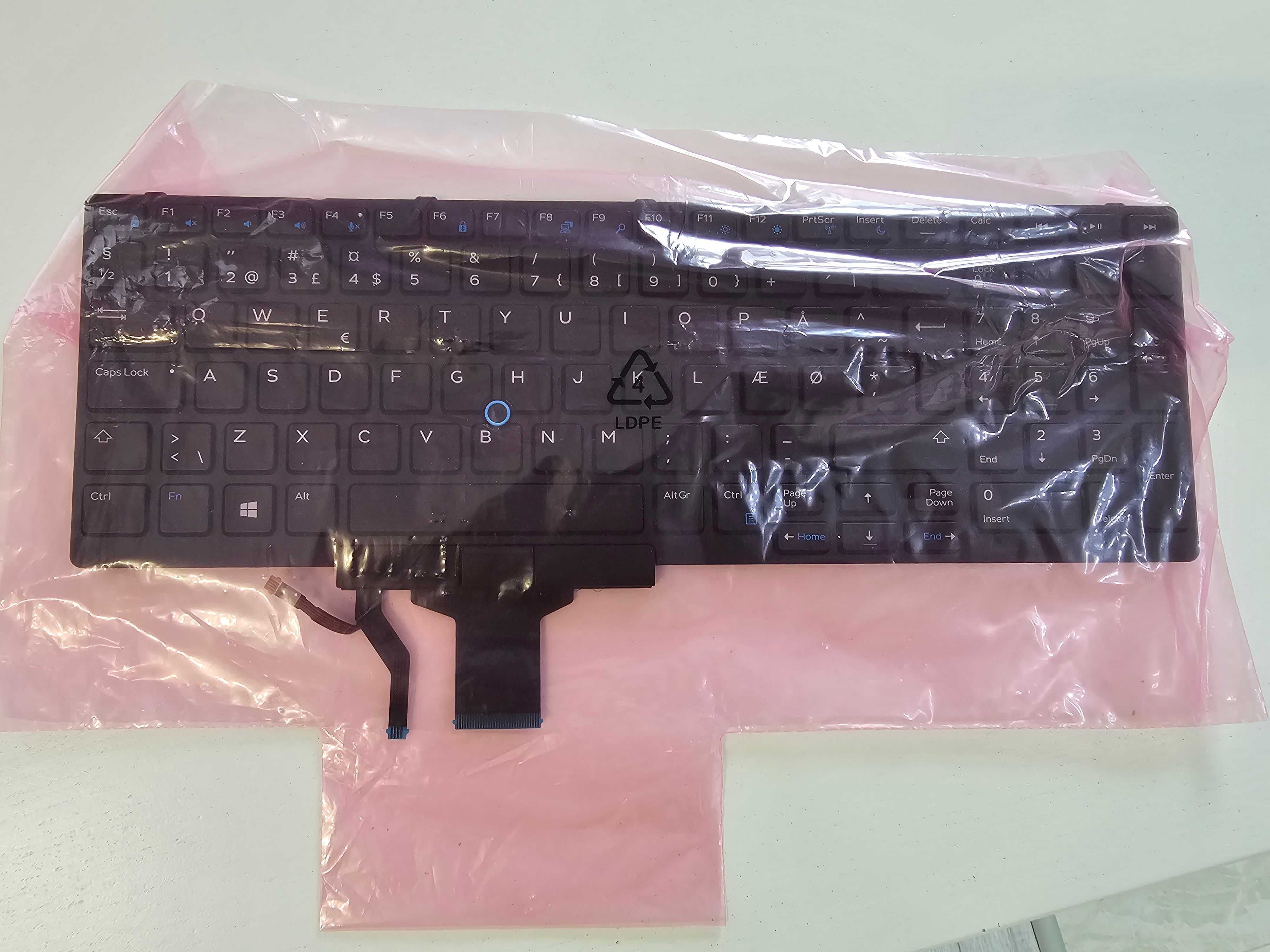 Tastatura laptop Dell Latitude 5490 5590 7490 Pre 3510 3520  7520 7720