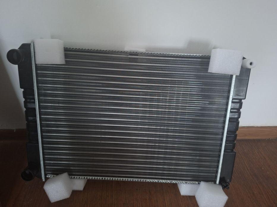 Продам радиатор на газель Бизнес