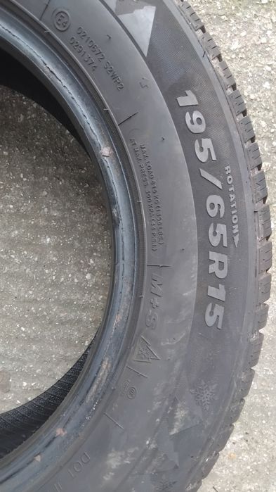 2 бр. Зимни гуми 195/65/15