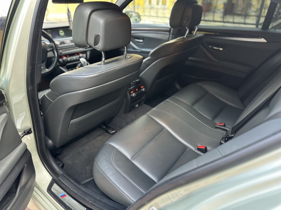 BMW Seria 5 F10 M550d 381cp