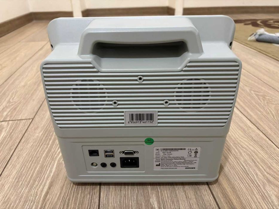 Монитор пациента PM-7000D