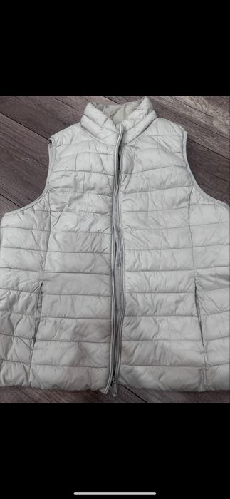 Женские вещи все в одни руки