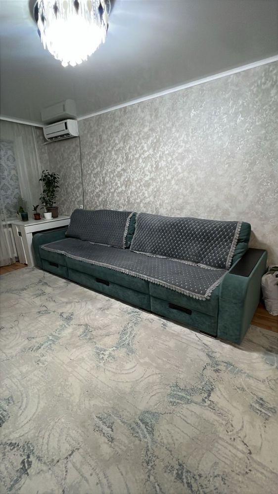 Продам диван 3,5 метра