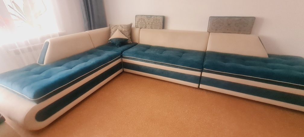 Продам диван в отличном состоянии, пользуемся полгода