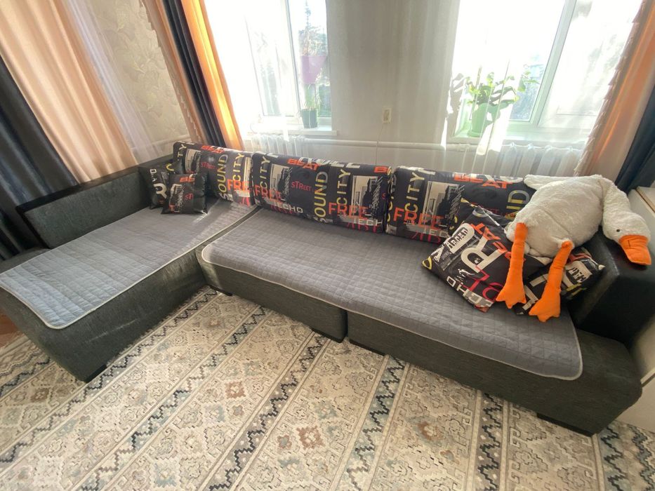 Продам диван б/у