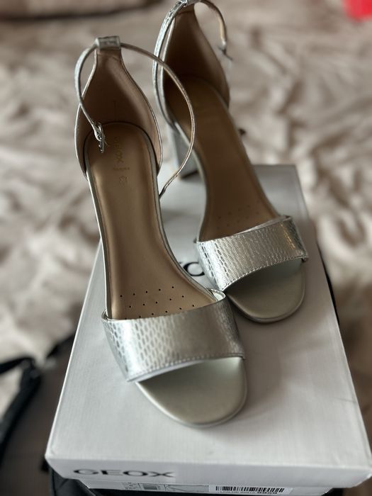 Sandale GEOX D New Eraklia 80, marimea 39, argintiu metalic, NOI