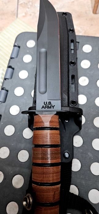 Vând cuțit Ka baar army