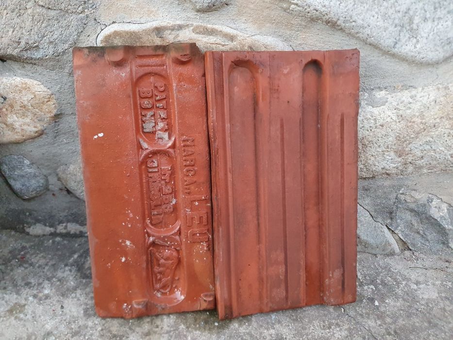 Tigla marca Leu Jimbolia