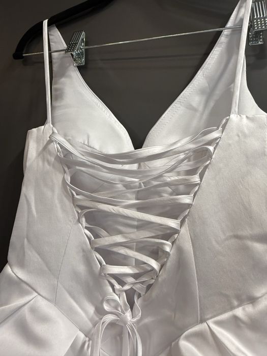 Rochie de mireasă cu corset scurtă XS - S