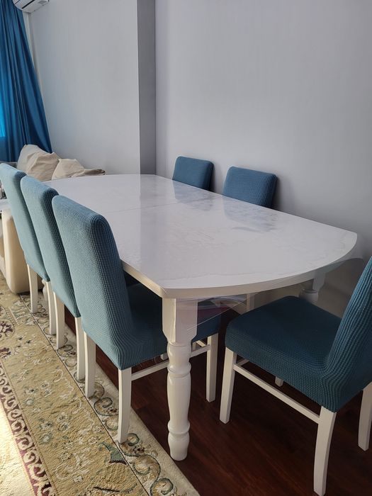 Продам стол деревянный