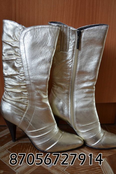 Продам танцевальные сапоги 10000т