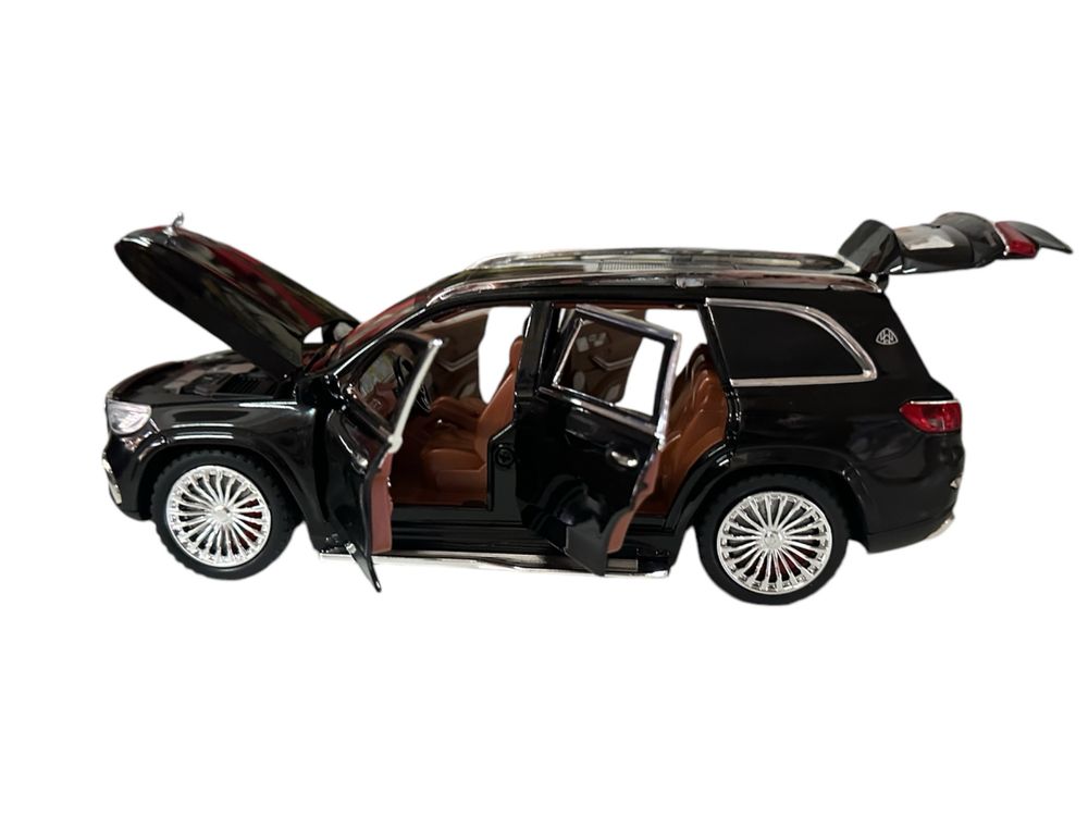 Метална кола Maybach gls 600 с осветление