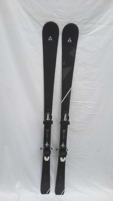 Карвинг ски  FISCHER TRINITY, AIR tec, light woodcore, carbon  160см.