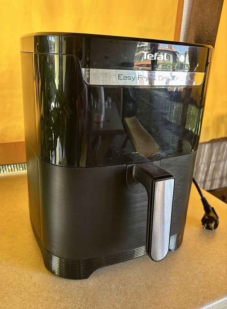 Фритюрник air fryer Easy fry and grill Tefal
