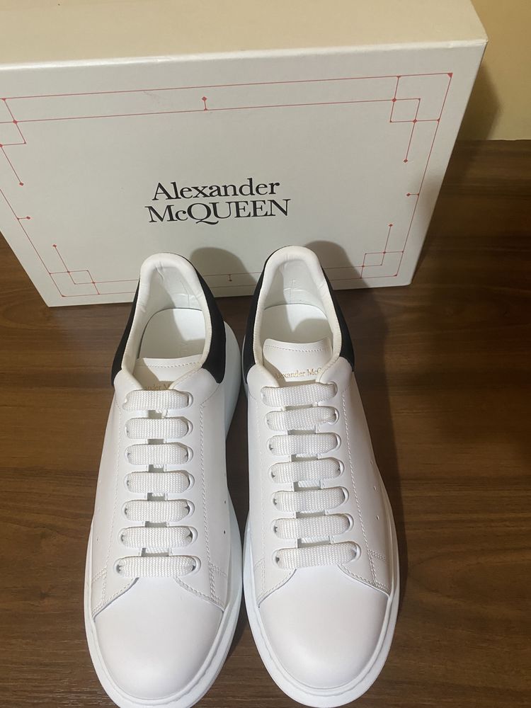 Pantofi Alexander McQueen