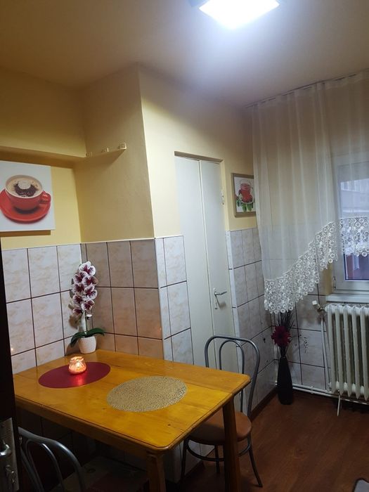 Apartament de vânzare-Brad-Ultra Central