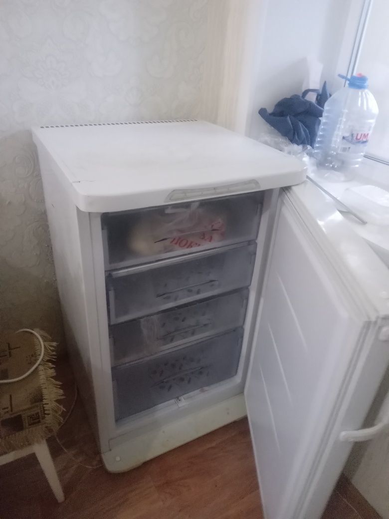 Морозильник бирюса