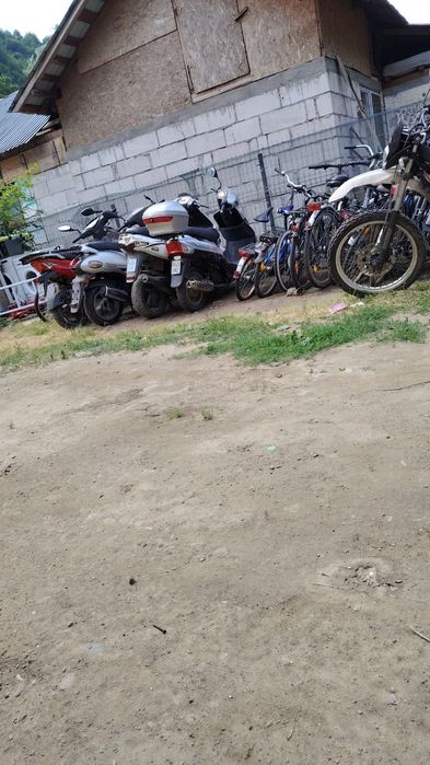Vând scutere aduse din germania