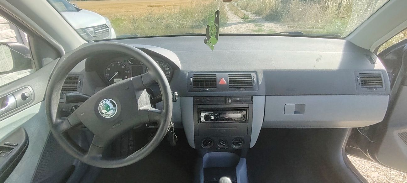 Skoda fabia 1.4 16 valve GPL an 2002