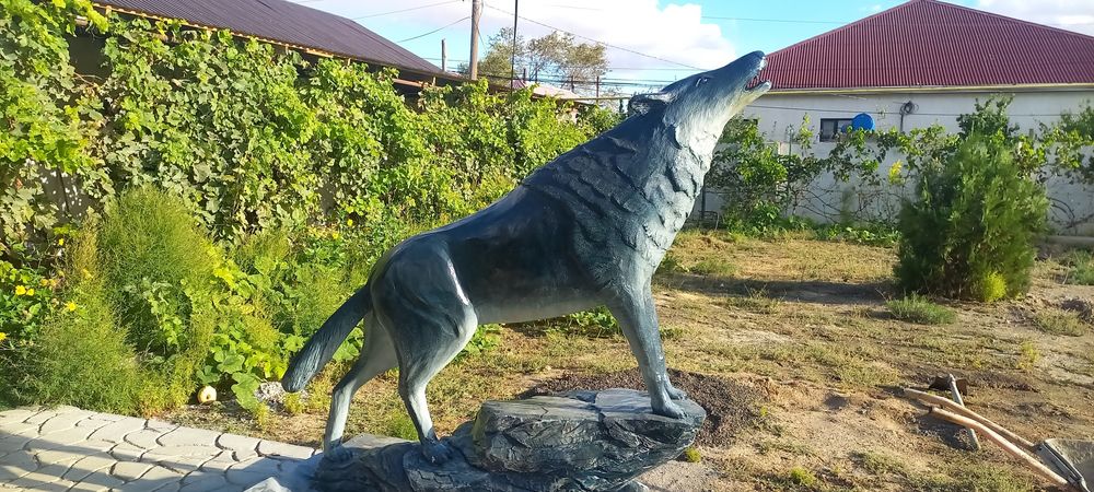 мүсіндер сатылады