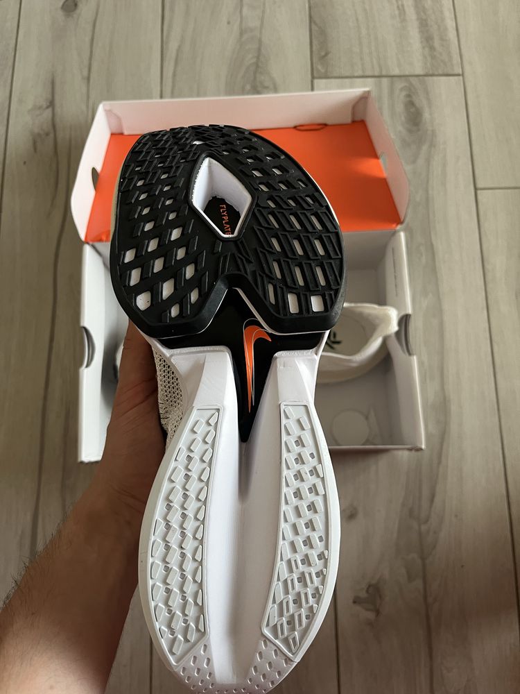 Спортни обувки карбонови Nike Alpha Fly 2