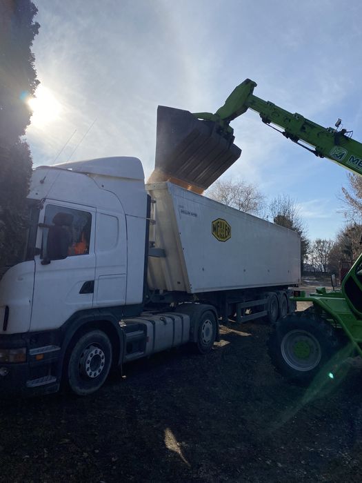 Porumb boabe pioneer si dekalb