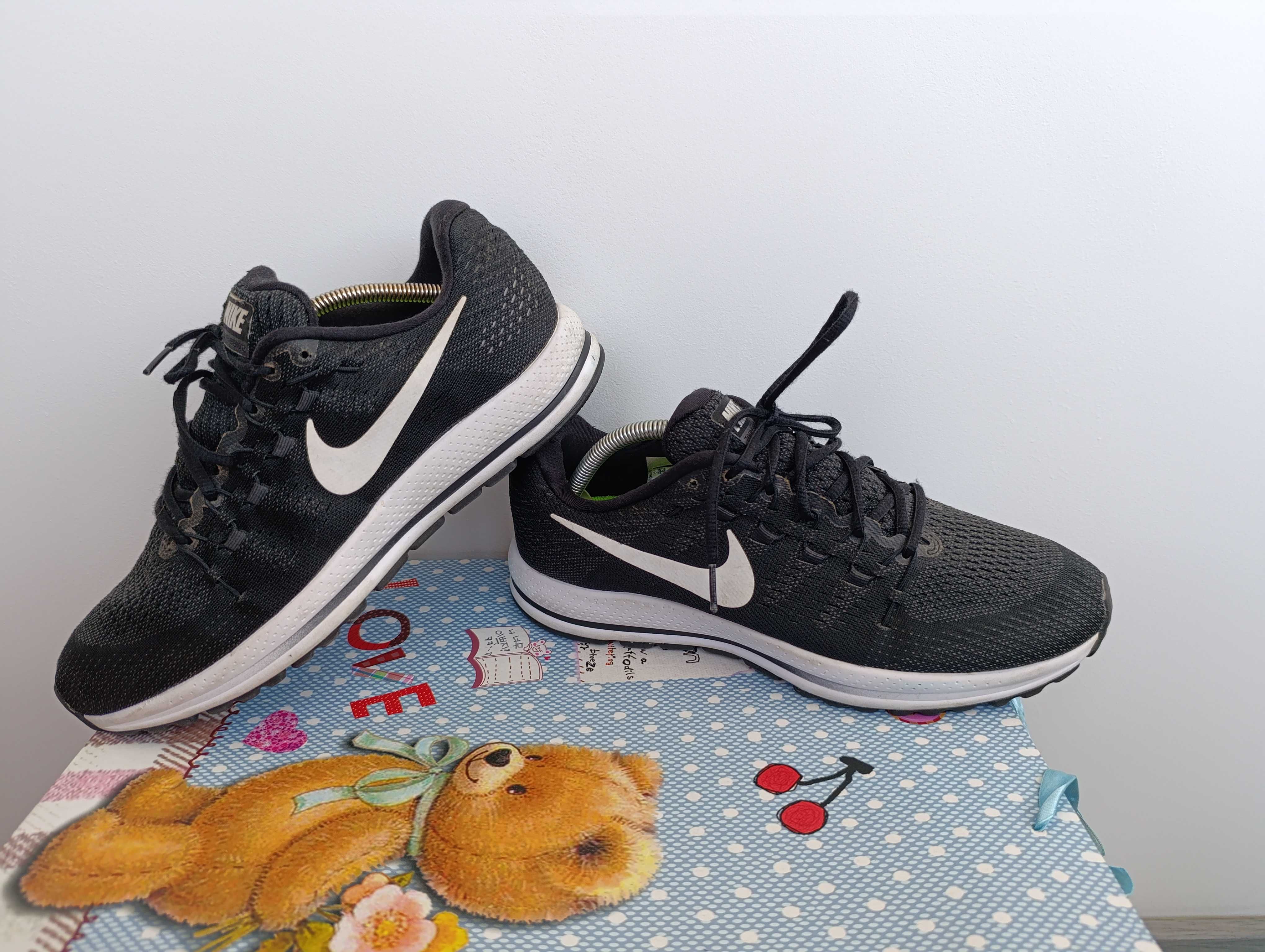 ''Nike Air Zoom Vomero 12''оригинални маратонки 44.5 номер