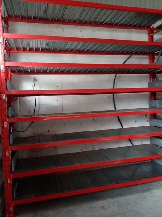 Rafturi metalice 427x963