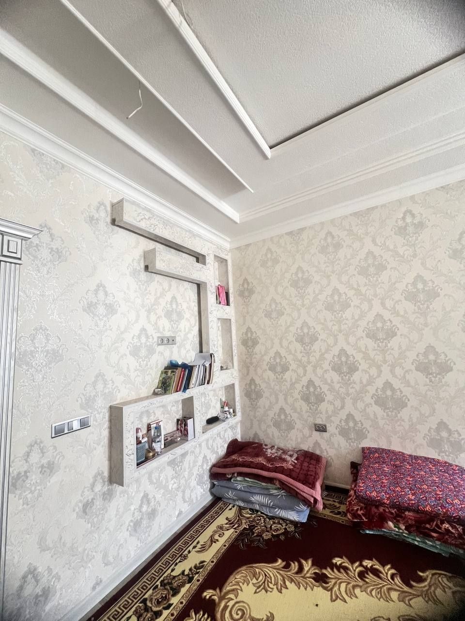 Срочно продается 2х комнатная новостройка,62м²
