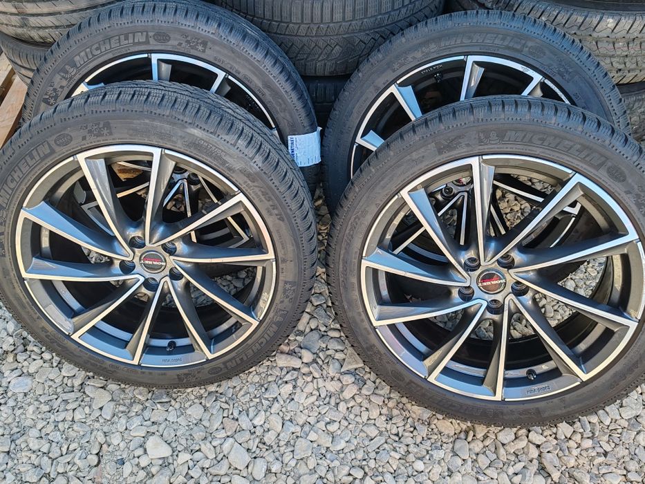 Jante aliaj 19” Volvo XC40 originale 5x108 ET40 + Michelin 235/45R19