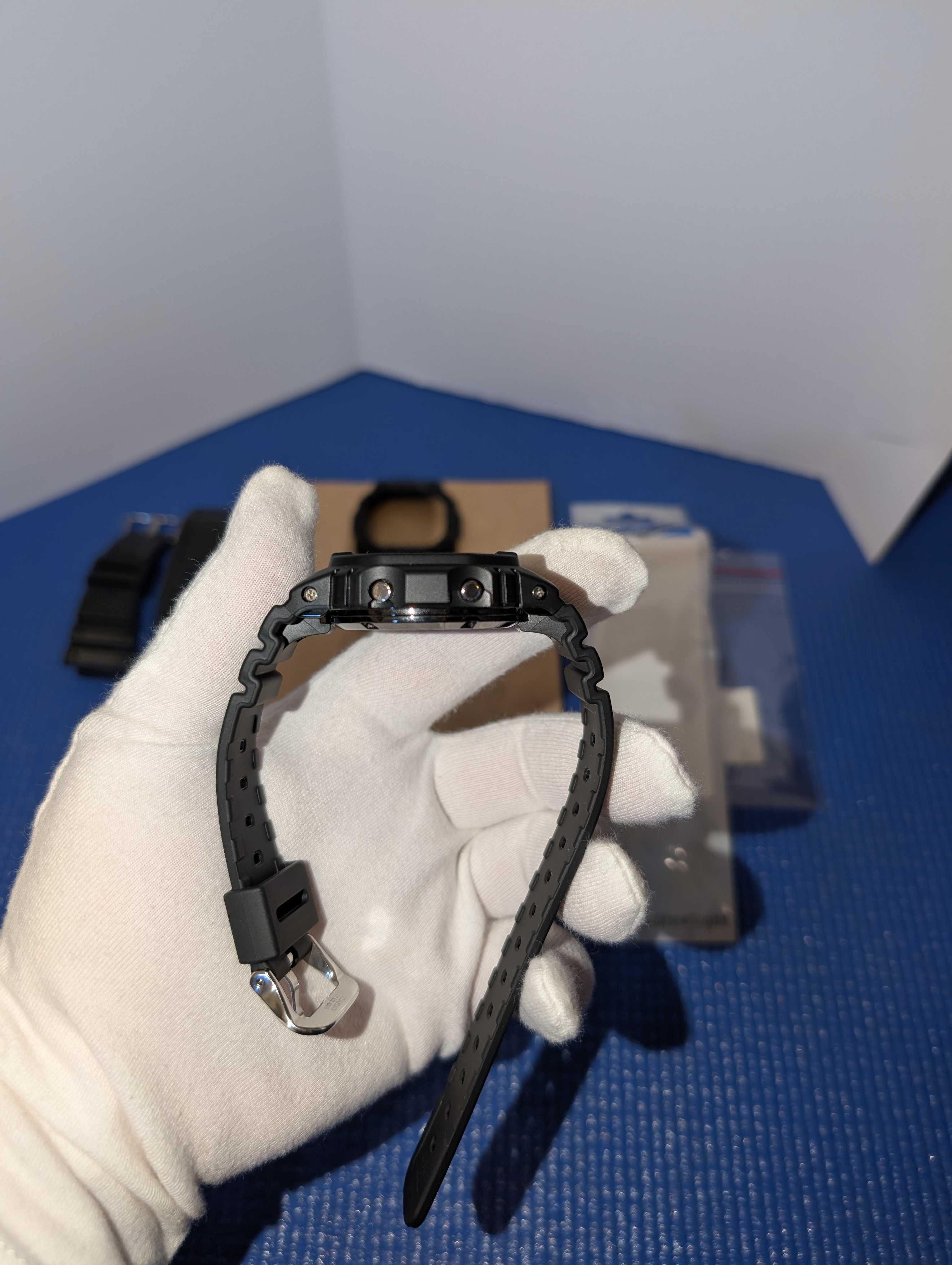 ПРОМО!! Casio G-Shock GW-5000 Metal Solar Atomic часовник