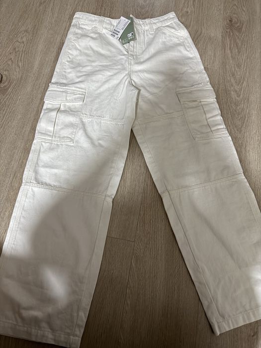 Джинсы женские белые