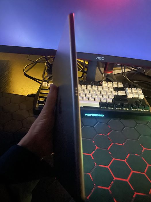 Ipad 8 xolati ideal 32gb 92+ yomkisti studentla uchun zor tanlov zor