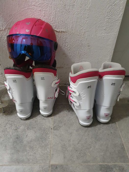 Детски ски, ски обувки и каска